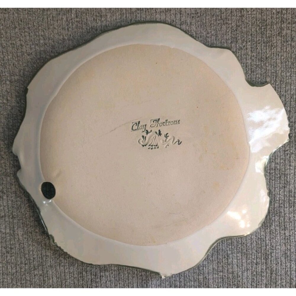 Clay Horizons Hanging Decorative Ceramic Fish Plate/Platter, GUC, Signed - Picture 4 of 6